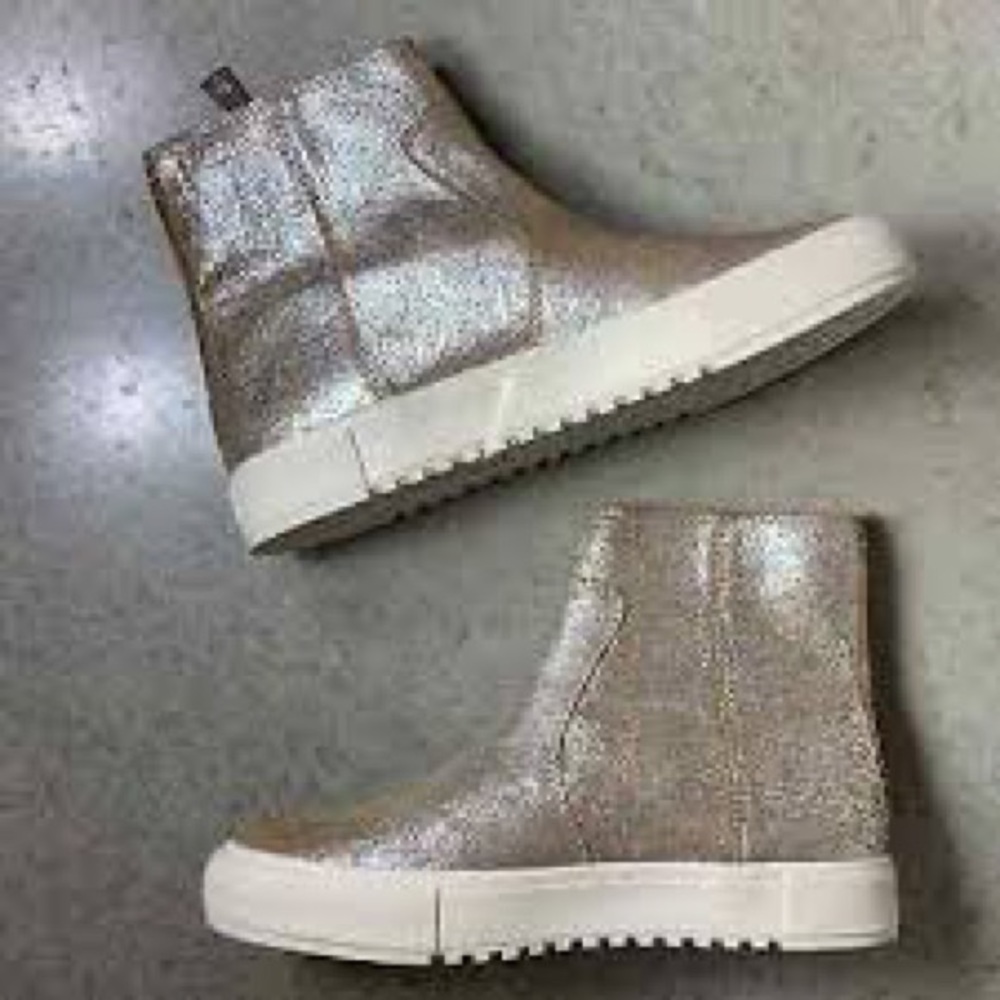 Frye GIA LUG Zip Bootie Metallic Leather Brown 11